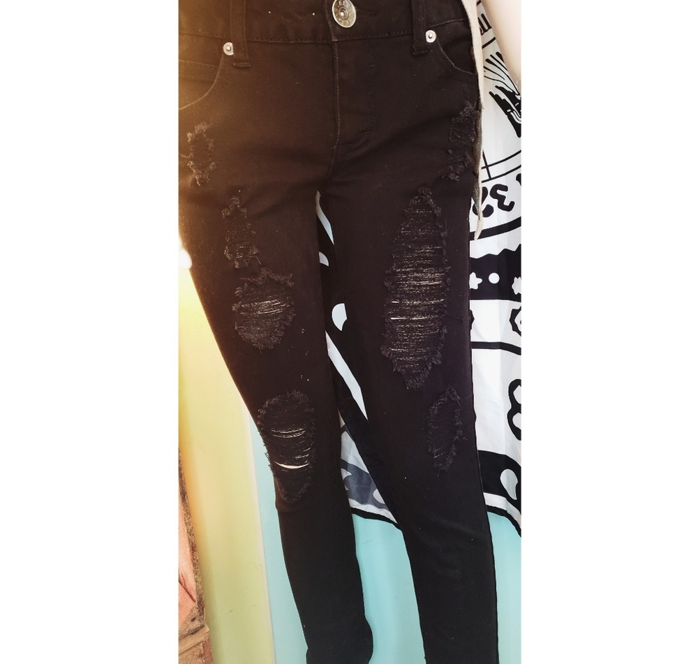 Guess Distressed Black Skinny Jeans